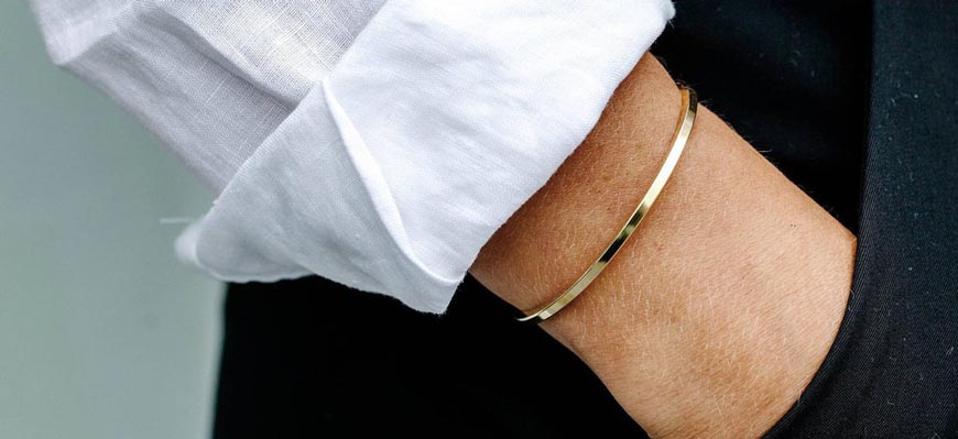 minimalist cuff bracelet