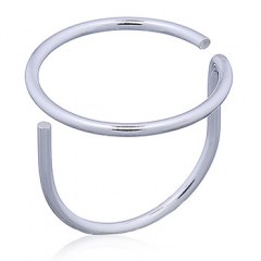 Minimalist Open Circle Silver Wire Ring by BeYindi
