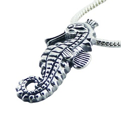 Sterling Silver Seahorse Charm Pendant Ornamented Antiqued by BeYindi 