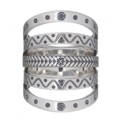 Tribal ZipZap 925 Plain Silver Antiqued Ring by BeYindi 