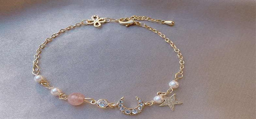 Shop Beautiful Gold Bracelet for Brides In Flower Designs for Weddings –  PoetryDesigns
