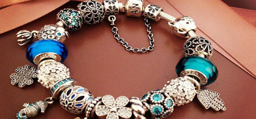 Stylish bracelets with memorable beads