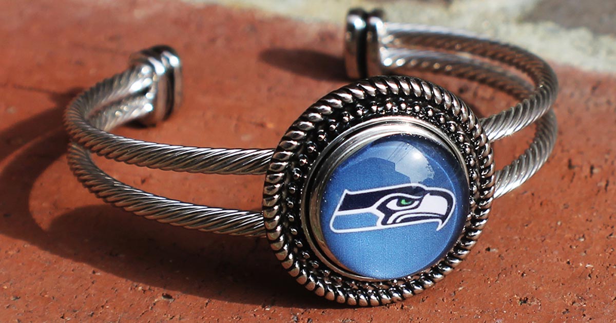 Bad Cat Craft, Jewelry, Seattle Seahawks Earrings Nfl Football Love Heart  Fashion Jewelry Costume Nwt