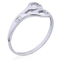 925 Silver Closed Scissors Ring by BeYindi