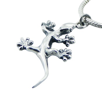 Plain 925 Silver Designer Jewelry Smart Gecko - Lizard Pendant by BeYindi 2